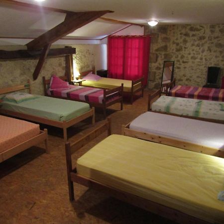 La Demeure Des Fleurs Hotel Caillavet Eksteriør billede